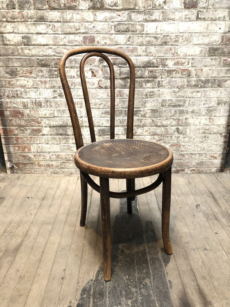 FC016 Vintage Bentwood Chair — Primate Props